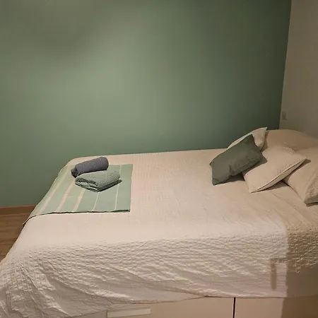 Holiday home Belle Maison Familiale Neuilly-Saint-Front